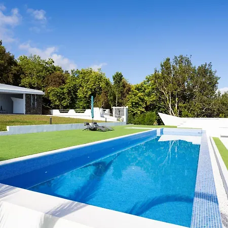Home2book Stunning Loft Seaviews La Golosa Apartman
