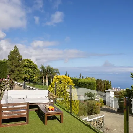 Home2book Stunning Loft Seaviews La Golosa