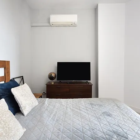 Апартаменты Home2book Stunning Loft Seaviews La Golosa